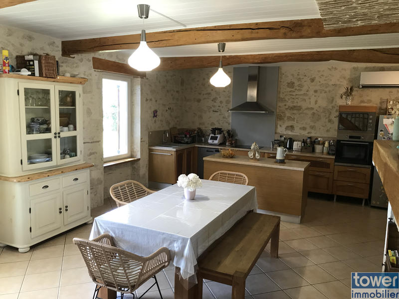 Maison - 110 m² - 5 pièces