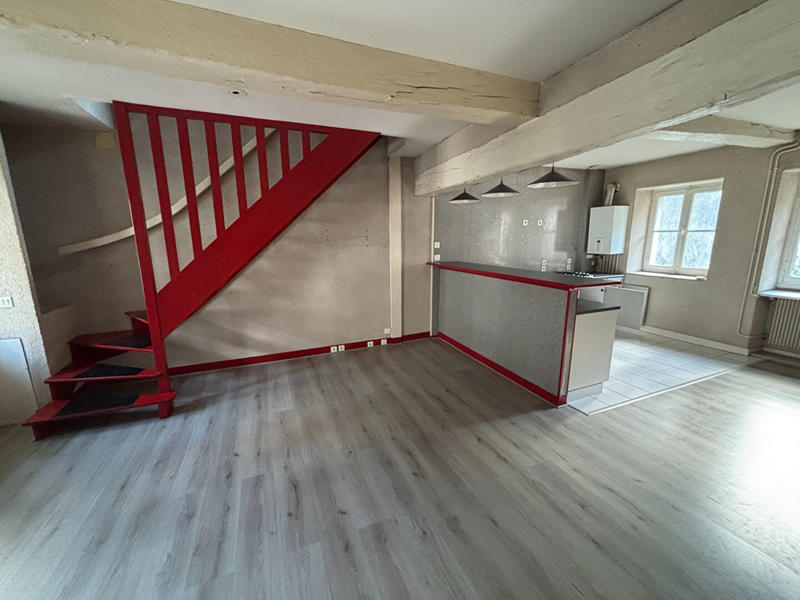Maison - 255 m² - 9 pièces