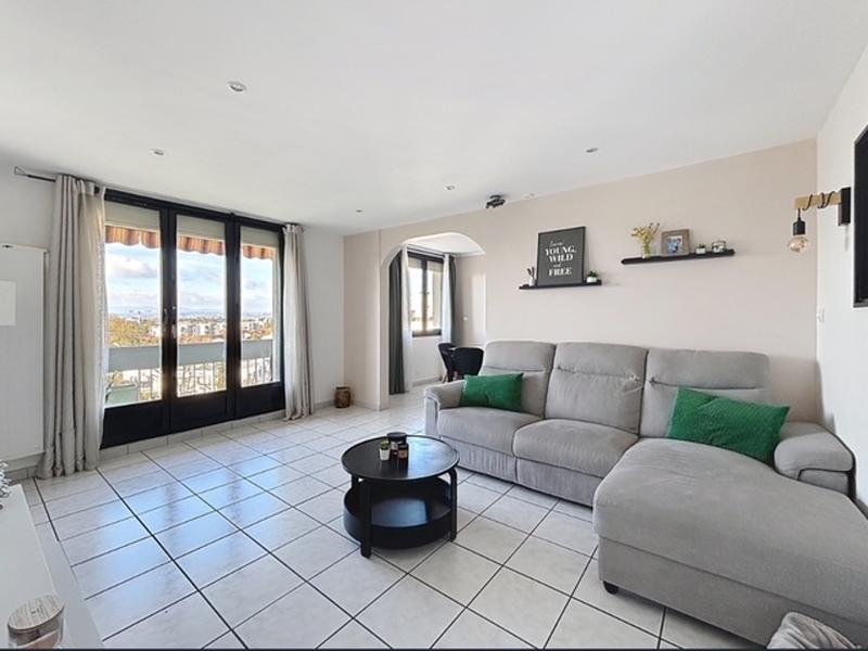 Appartement - 76 m² - 3 pièces