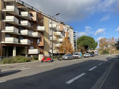 Parking / Garage - 12 m²