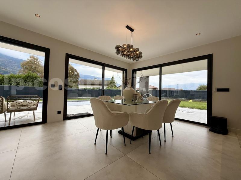 Villa - 146 m² - 5 pièces