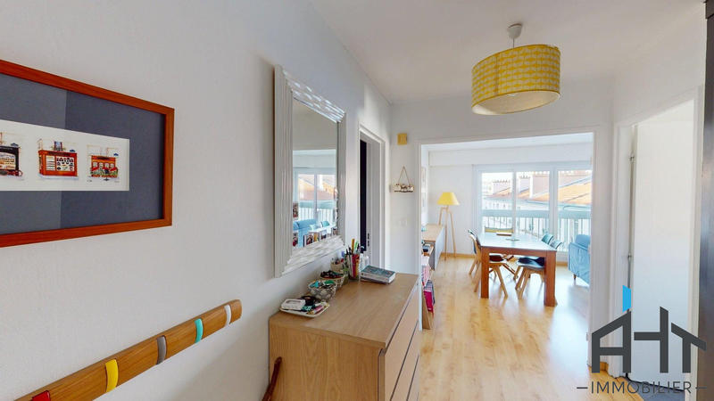 Appartement - 70 m² - 3 pièces