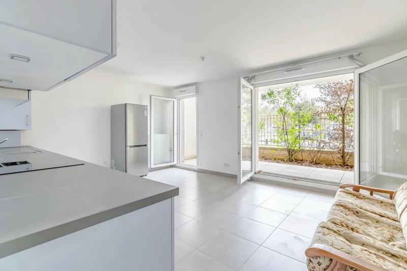 Studio - 33 m² - 1 pièce