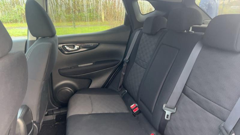 Nissan Qashqai 1.2 Dig-T 115 Connect Edition