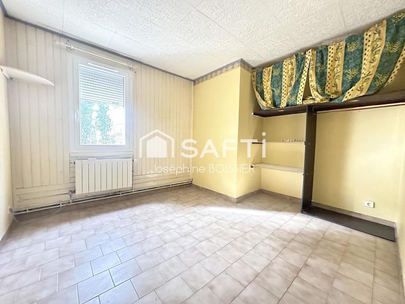 Maison - 211 m² - 11 pièces