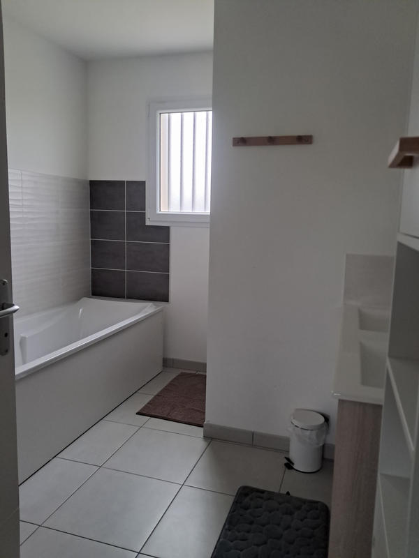 Maison - 94 m² - 5 pièces