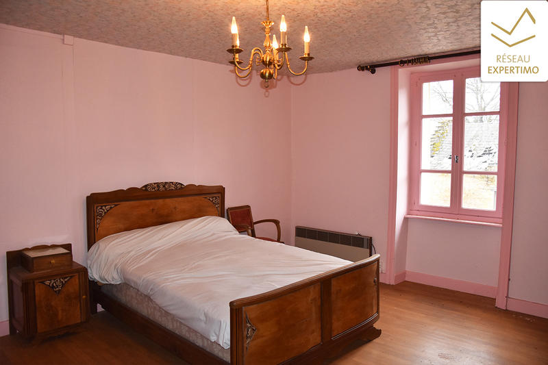 Maison - 93 m² - 4 pièces