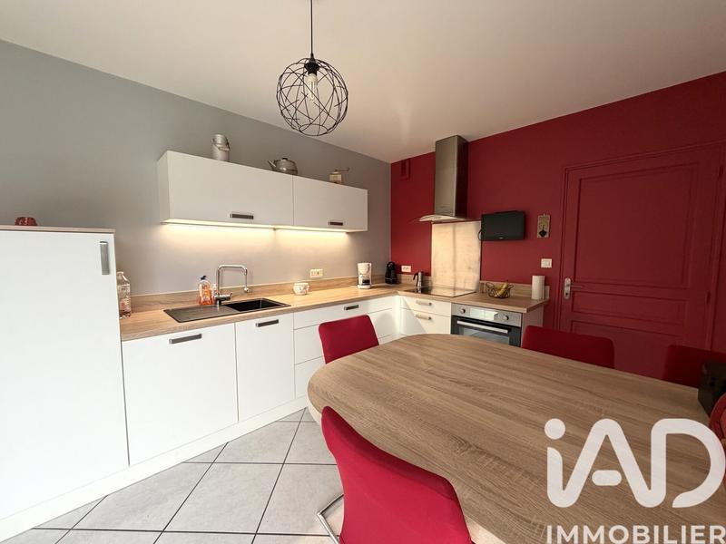 Maison - 111 m² - 6 pièces