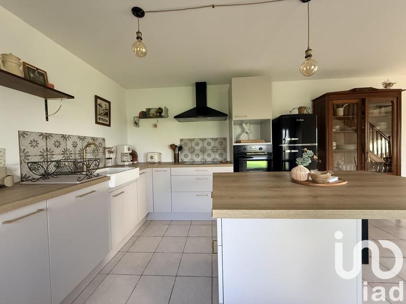 Maison - 190 m² - 10 pièces