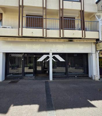 Local commercial - 146 m²