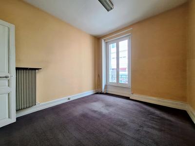 Appartement - 88 m² - 5 pièces