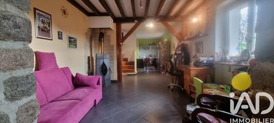 Maison - 98 m² - 5 pièces