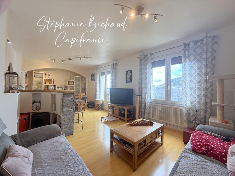 Appartement - 77 m² - 3 pièces