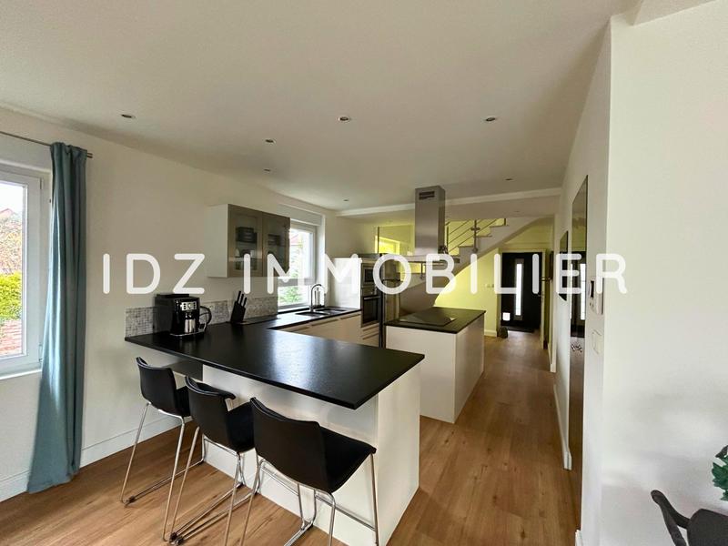 Maison - 185 m² - 4 pièces