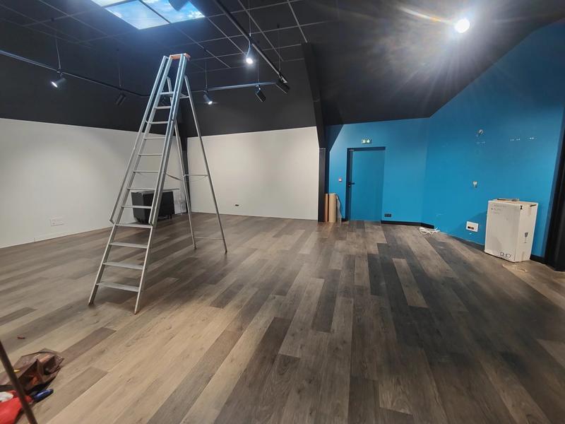 Local commercial - 633 m² - 3 pièces