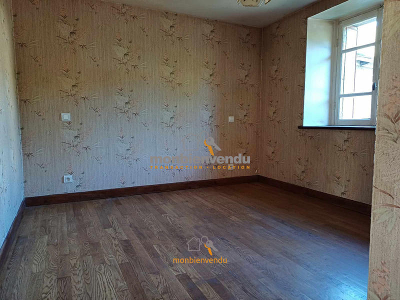 Maison traditionnelle - 106 m² - 6 pièces