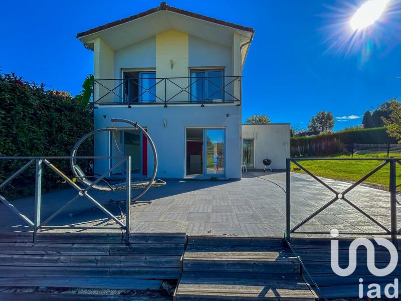 Maison - 194 m² - 7 pièces