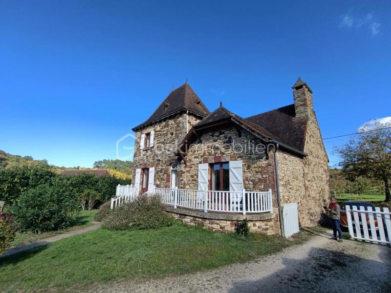 Maison en pierre - 132 m² - 6 pièces