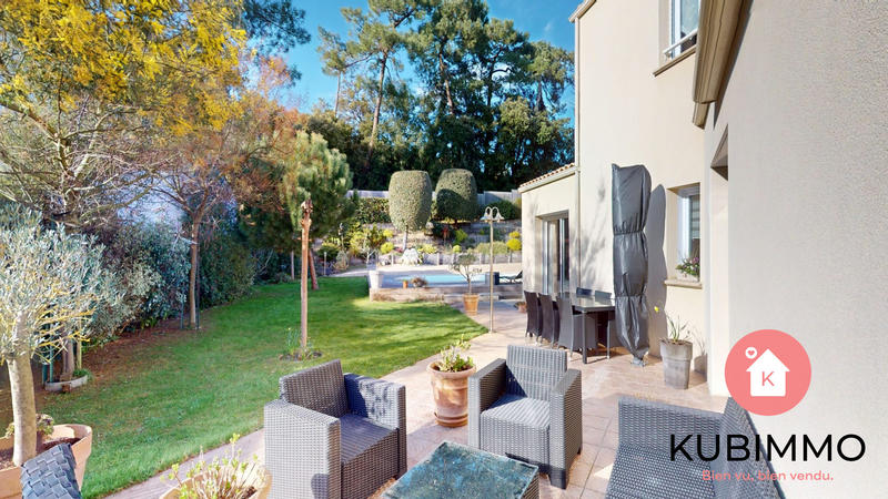 Maison contemporaine - 158 m² - 4 pièces