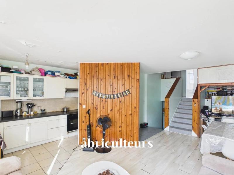 Appartement ancien - 66 m² - 3 pièces