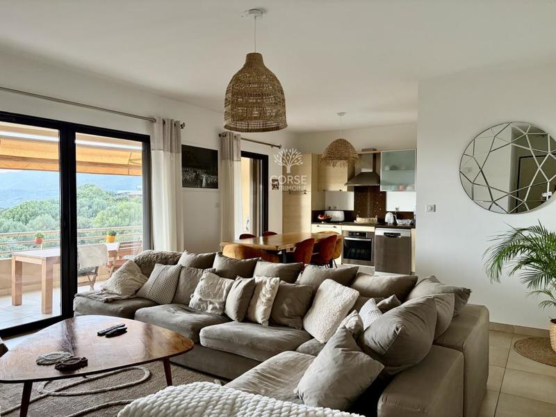 Appartement - 73 m² - 3 pièces