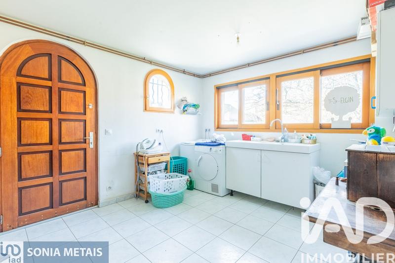 Maison - 186 m² - 7 pièces