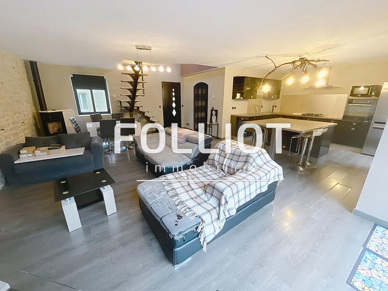 Maison - 105 m² - 5 pièces