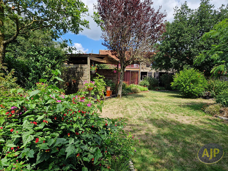 Maison - 182 m² - 6 pièces