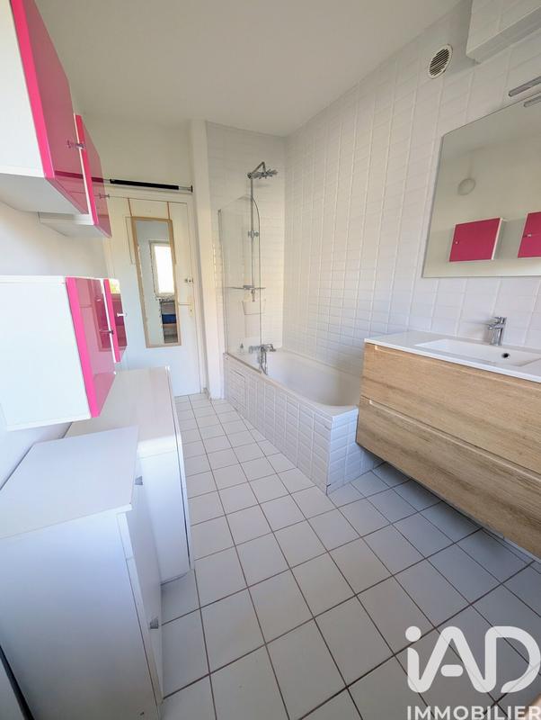 Maison - 182 m² - 6 pièces