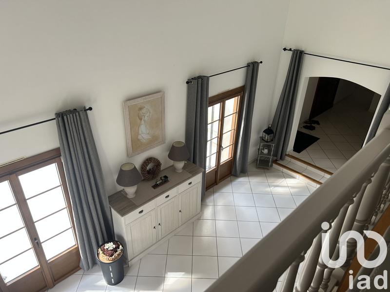 Maison - 286 m² - 8 pièces