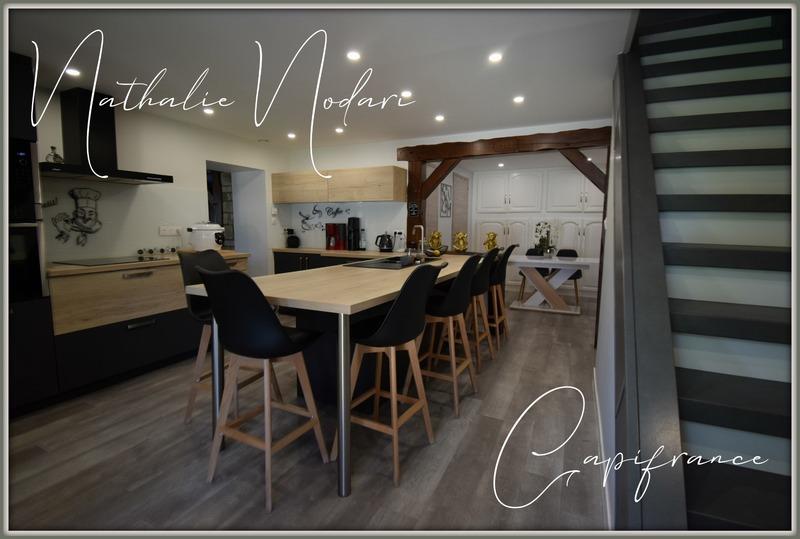 Maison de village - 336 m² - 16 pièces