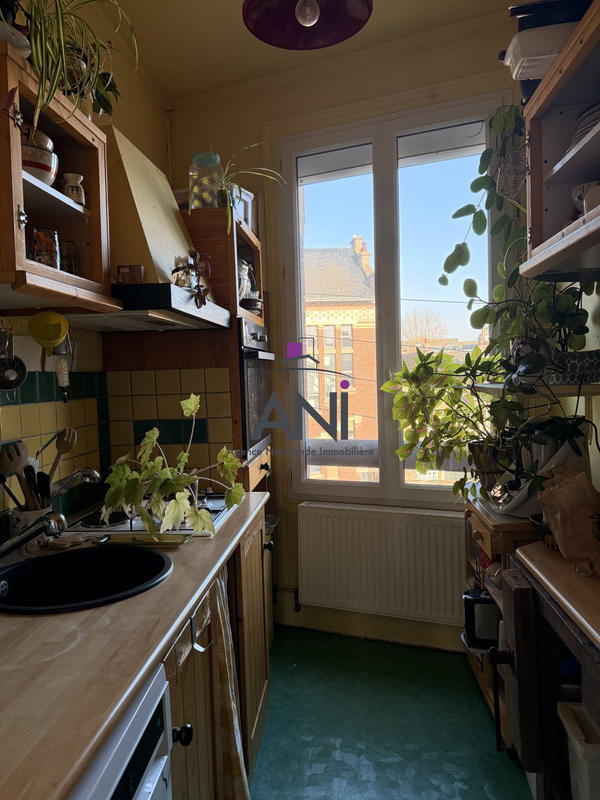 Appartement - 100 m² - 5 pièces