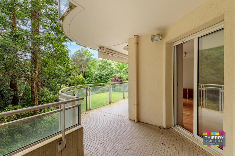 Appartement - 283 m² - 7 pièces