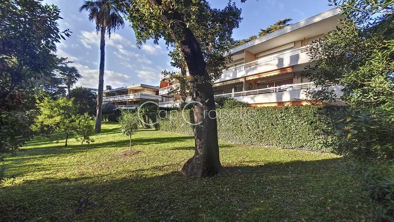 Appartement - 100 m² - 4 pièces