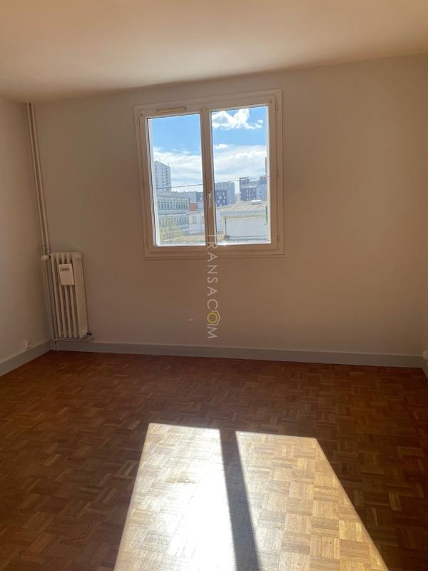 Appartement ancien - 70 m² - 3 pièces