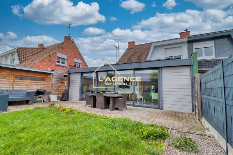 Maison - 122 m² - 5 pièces