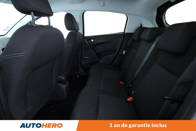 Peugeot 208 1.2 PureTech Style 5p 82 ch