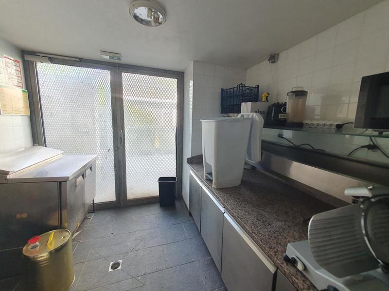 Local commercial - 310 m²