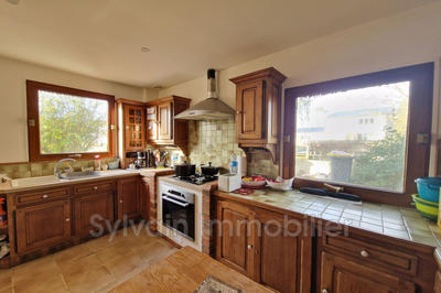 Maison - 180 m² - 7 pièces