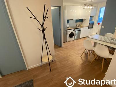 Chambre - 17 m² - 1 pièce