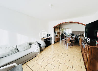 Maison - 83 m² - 5 pièces