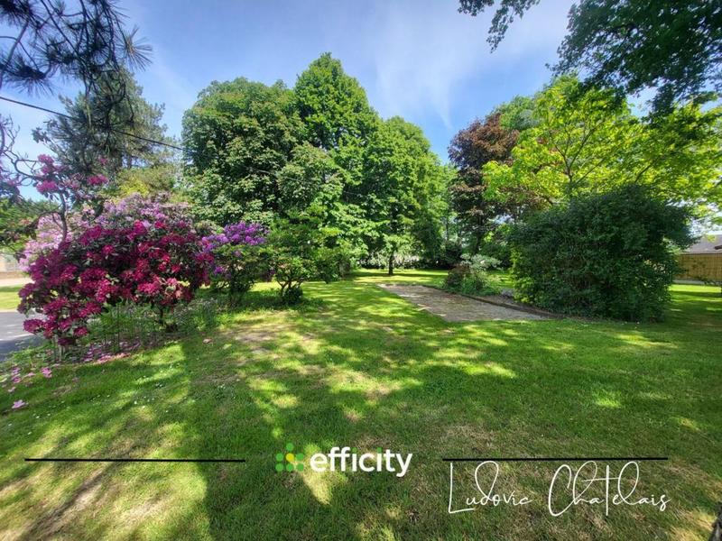 Maison - 395 m² - 7 pièces