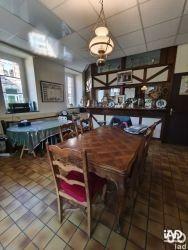 Maison - 693 m² - 26 pièces