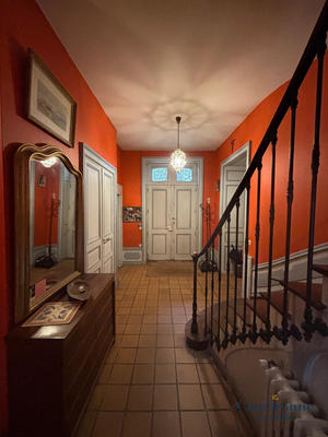 Maison ancienne - 345 m² - 12 pièces