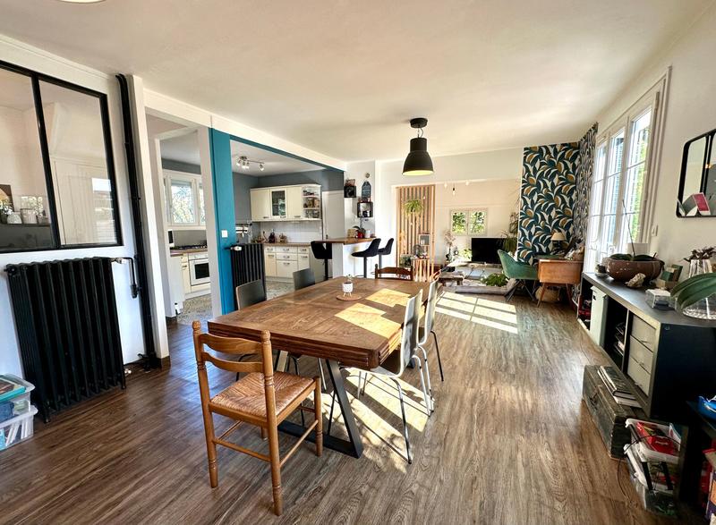 Maison - 111 m² - 5 pièces