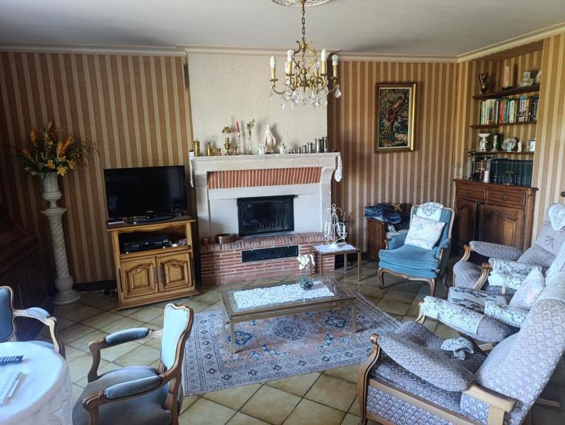 Maison - 151 m² - 8 pièces