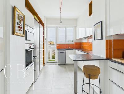 Appartement - 87 m² - 3 pièces