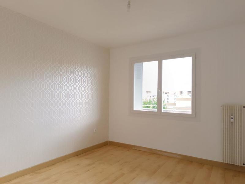 Appartement - 95 m² - 5 pièces