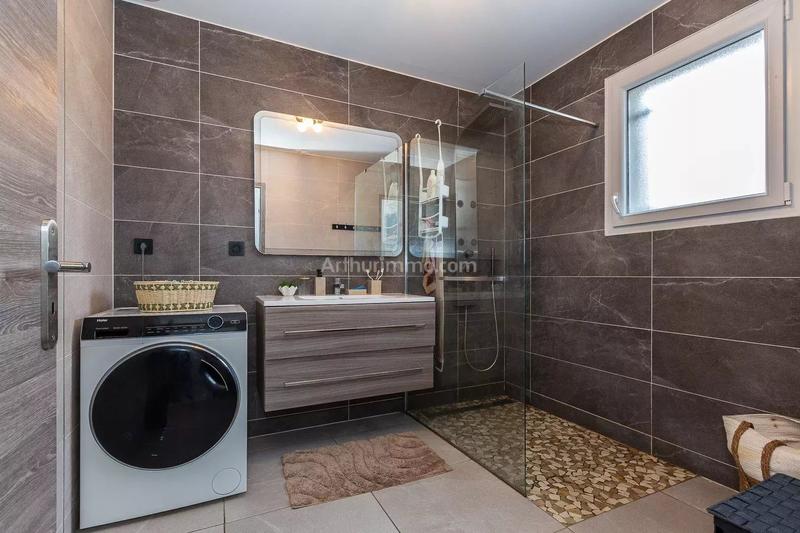 Maison - 127 m² - 5 pièces