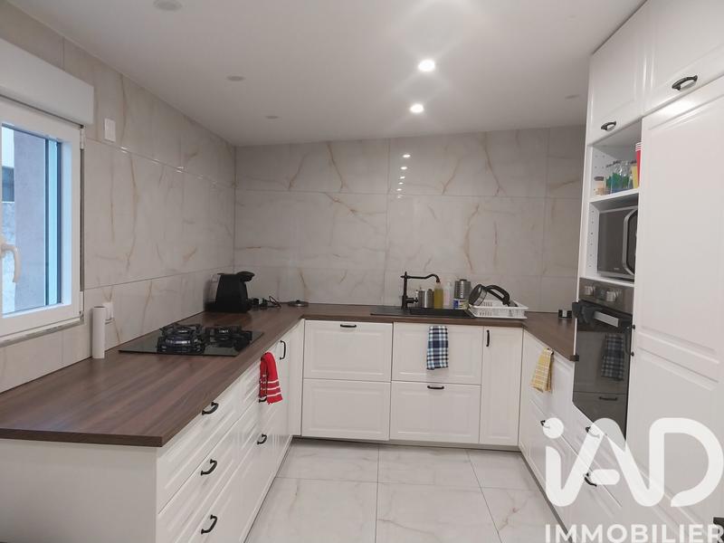 Maison - 83 m² - 5 pièces